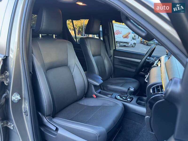 Пикап Toyota Hilux 2023 в Одессе фото 28 Пикап Toyota Hilux 2023 в Одессе