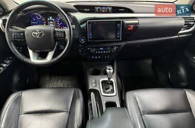 Пикап Toyota Hilux 2018 в 