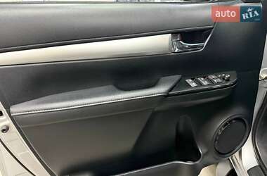Пикап Toyota Hilux 2018 в 