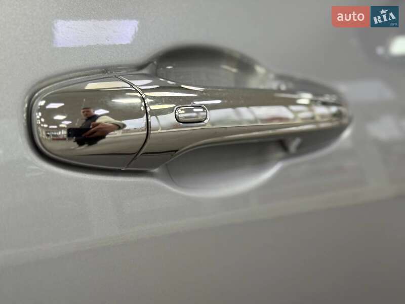 Пикап Toyota Hilux 2018 в Киеве фото 15 Пикап Toyota Hilux 2018 в Киеве