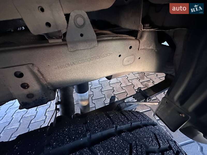 Пикап Toyota Hilux 2017 в Киеве