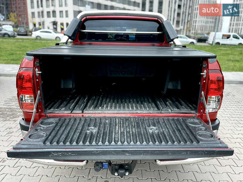 Пикап Toyota Hilux 2018 в Киеве