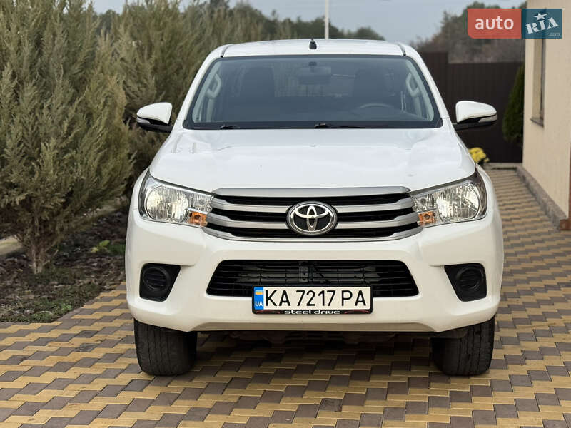 Пікап Toyota Hilux 2017 в Миколаєві