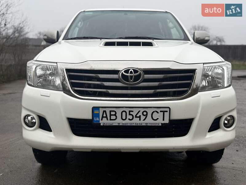Пикап Toyota Hilux 2014 в Виннице