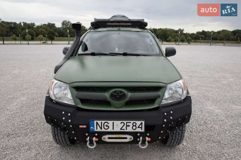 Пикап Toyota Hilux 2000 в Львове