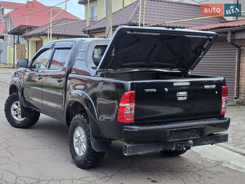 Пикап Toyota Hilux 2012 в Одессе