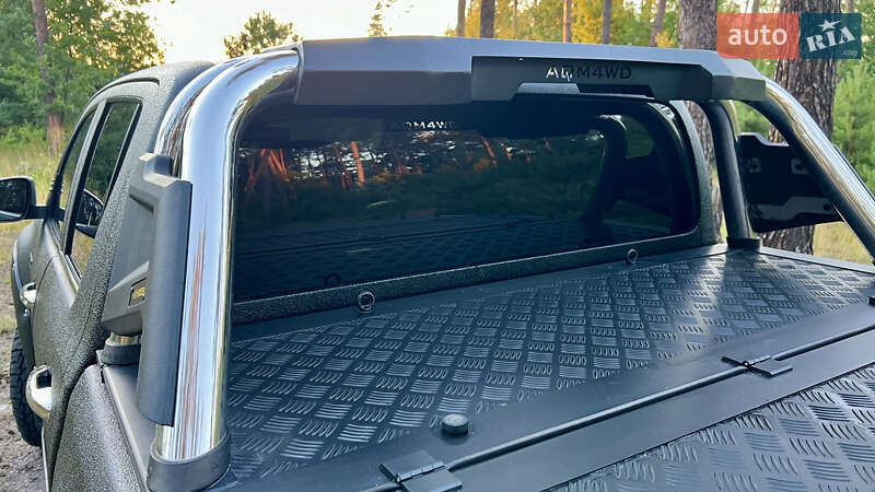 Пикап Toyota Hilux 2016 в Житомире