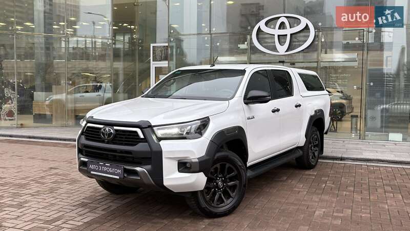 Toyota Hilux 2022