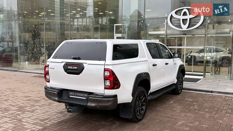 Пикап Toyota Hilux 2022 в Киеве фото 17 Пикап Toyota Hilux 2022 в Киеве