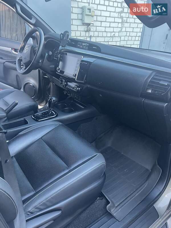 Пикап Toyota Hilux 2021 в Харькове