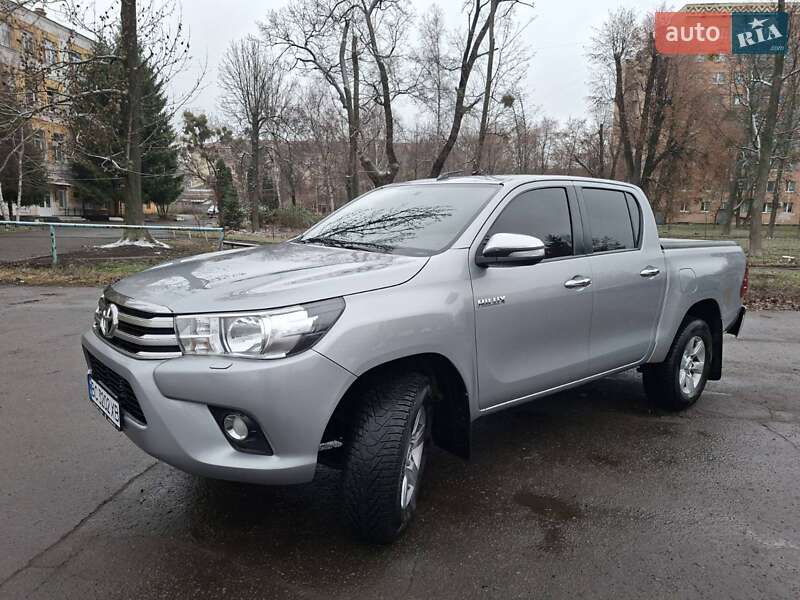 Пікап Toyota Hilux 2017 в Полтаві