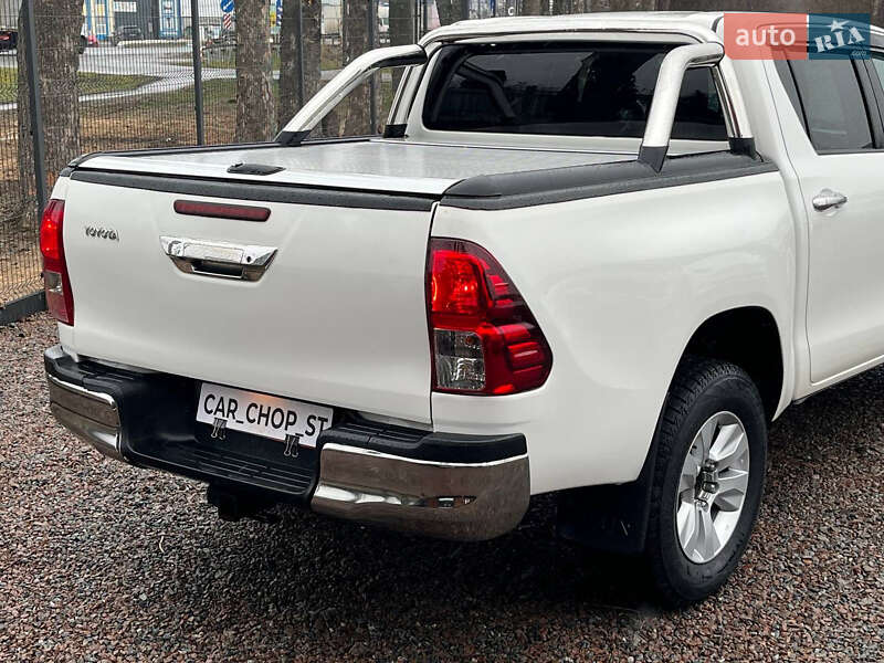 Пікап Toyota Hilux 2016 в Стрию