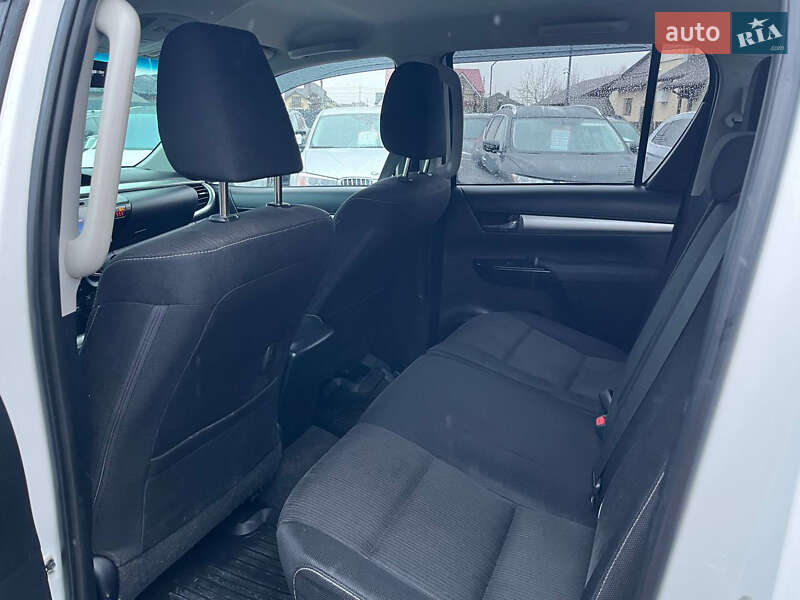Пікап Toyota Hilux 2016 в Стрию