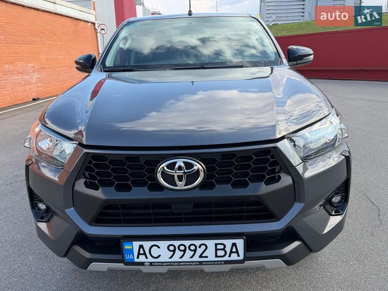Пикап Toyota Hilux 2024 в Киеве фото 9 Пикап Toyota Hilux 2024 в Киеве