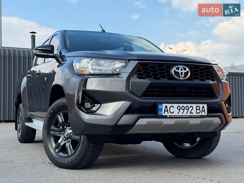 Пикап Toyota Hilux 2024 в Киеве фото 35 Пикап Toyota Hilux 2024 в Киеве
