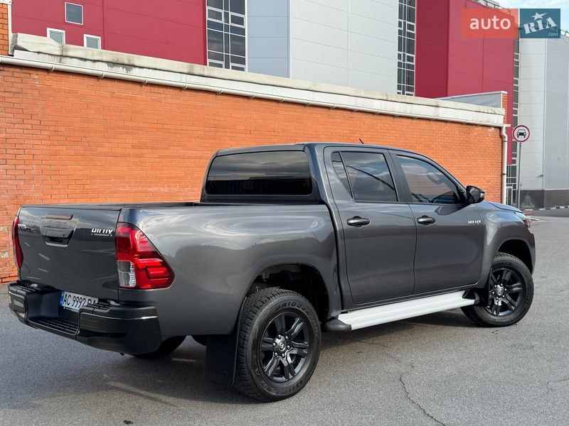 Пикап Toyota Hilux 2024 в Киеве фото 7 Пикап Toyota Hilux 2024 в Киеве