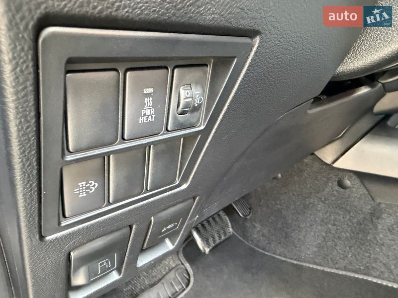 Пикап Toyota Hilux 2024 в Киеве фото 54 Пикап Toyota Hilux 2024 в Киеве