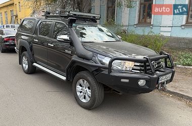 Пікап Toyota Hilux 2017 в Києві