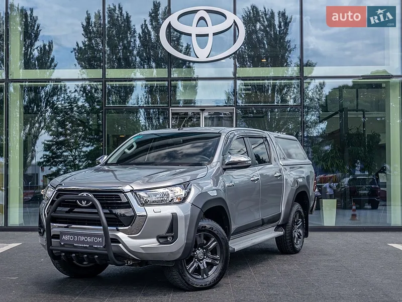 Toyota Hilux