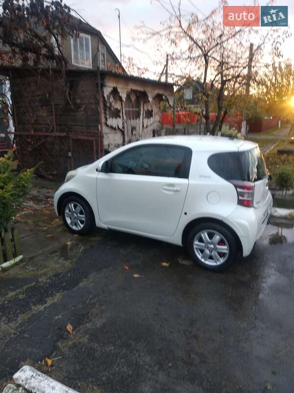 Хетчбек Toyota IQ 2009 в Ковелі
