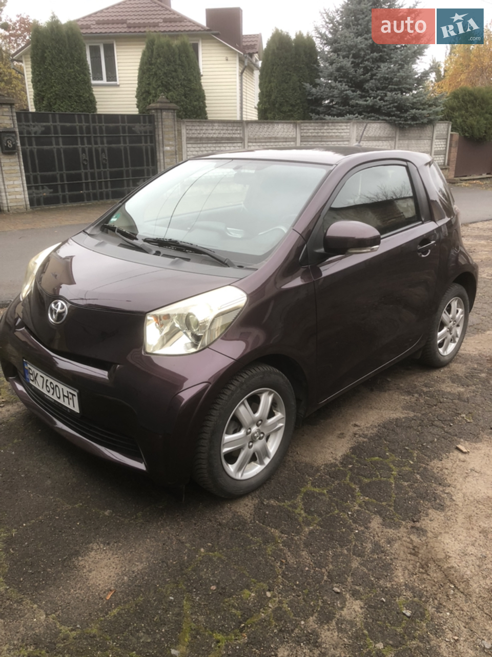 2011 Toyota iQ - мініатюра 20