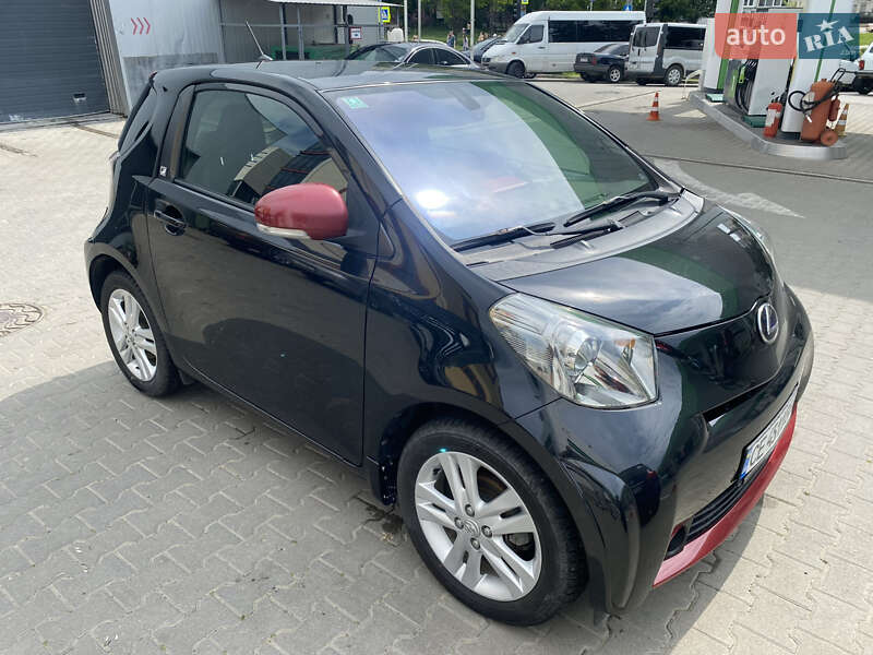 Хетчбек Toyota IQ 2012 в Чернівцях