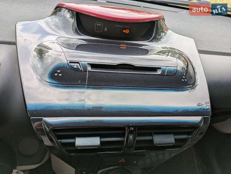 Хетчбек Toyota IQ 2011 в Косові