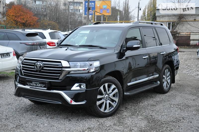 Toyota Land Cruiser 2017 года