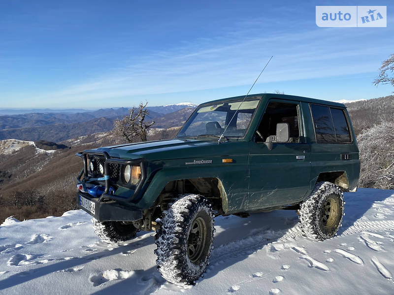 Toyota Land Cruiser 70