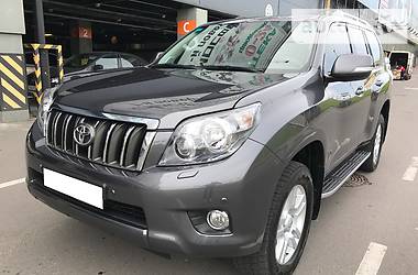 Внедорожник / Кроссовер Toyota Land Cruiser Prado 2011 в Киеве