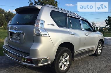 Внедорожник / Кроссовер Toyota Land Cruiser Prado 2011 в Измаиле