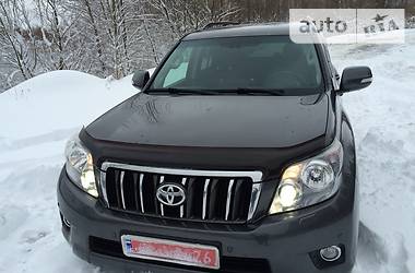 Внедорожник / Кроссовер Toyota Land Cruiser Prado 2010 в Киеве