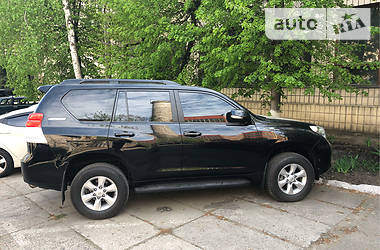 Внедорожник / Кроссовер Toyota Land Cruiser Prado 2012 в Киеве