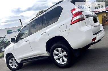 Внедорожник / Кроссовер Toyota Land Cruiser Prado 2014 в Днепре