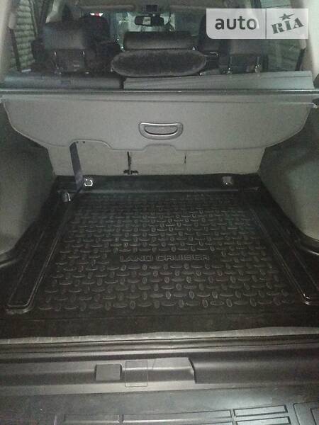 Позашляховик / Кросовер Toyota Land Cruiser Prado 2010 в Запоріжжі