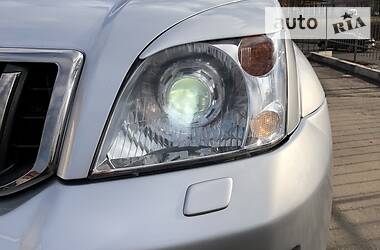 Позашляховик / Кросовер Toyota Land Cruiser Prado 2007 в 