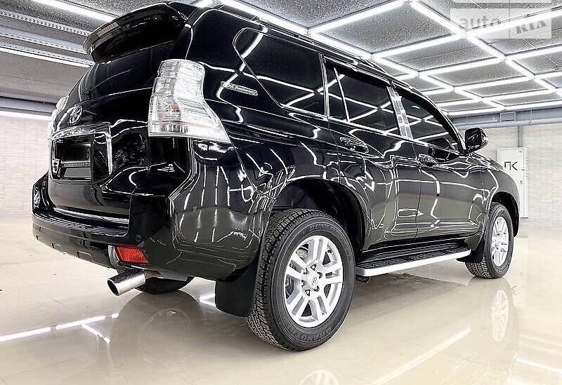 Позашляховик / Кросовер Toyota Land Cruiser Prado 2012 в Миколаєві
