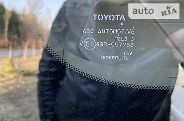 Позашляховик / Кросовер Toyota Land Cruiser Prado 2011 в 