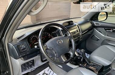 Позашляховик / Кросовер Toyota Land Cruiser Prado 2009 в 