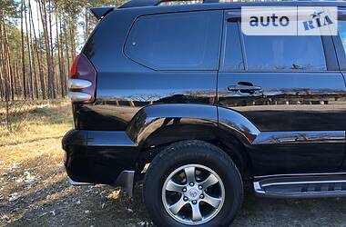 Позашляховик / Кросовер Toyota Land Cruiser Prado 2006 в 