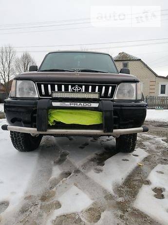 Внедорожник / Кроссовер Toyota Land Cruiser Prado 1998 в 