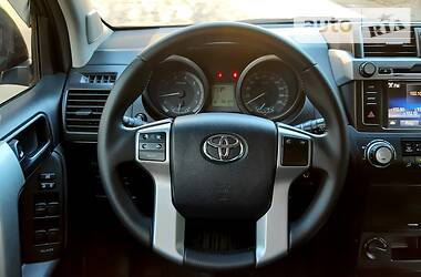Внедорожник / Кроссовер Toyota Land Cruiser Prado 2016 в Николаеве