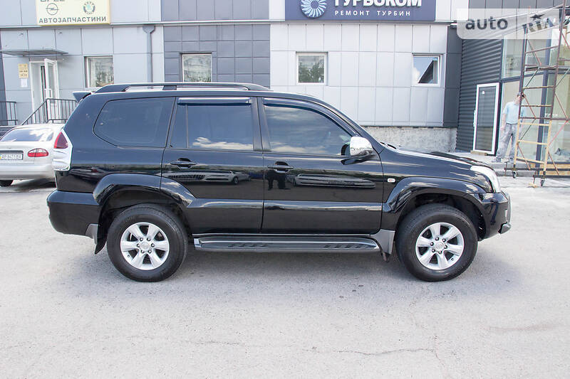 Позашляховик / Кросовер Toyota Land Cruiser Prado 2006 в Запоріжжі