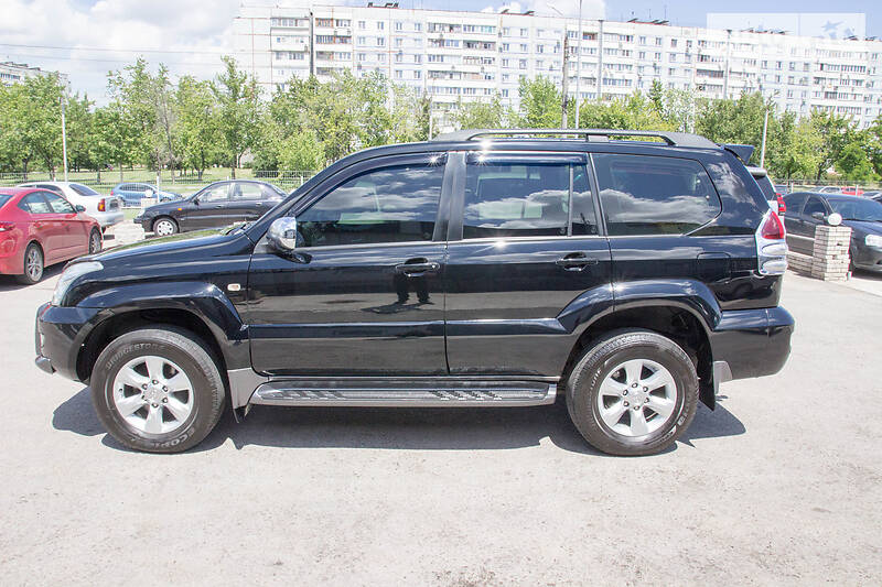 Позашляховик / Кросовер Toyota Land Cruiser Prado 2006 в Запоріжжі