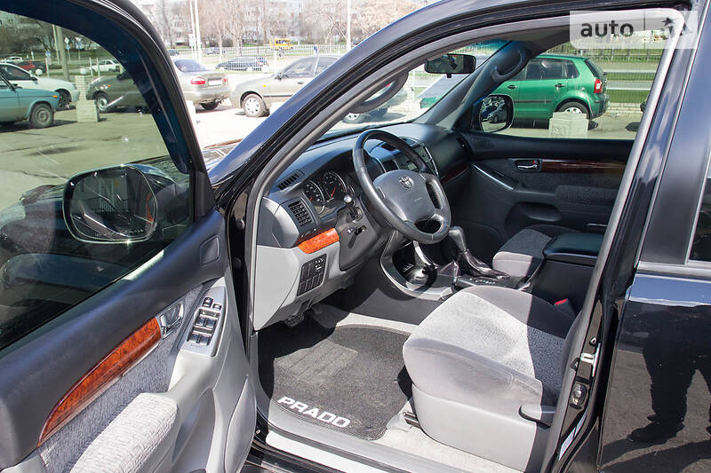Позашляховик / Кросовер Toyota Land Cruiser Prado 2006 в Запоріжжі
