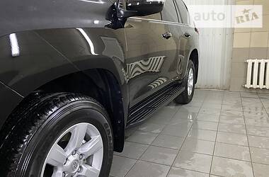 Позашляховик / Кросовер Toyota Land Cruiser Prado 2019 в 