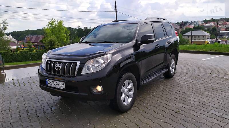 Внедорожник / Кроссовер Toyota Land Cruiser Prado 2010 в Черновцах