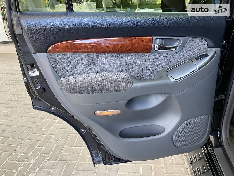 Позашляховик / Кросовер Toyota Land Cruiser Prado 2006 в Дніпрі