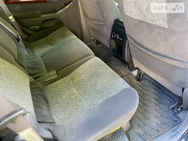 Позашляховик / Кросовер Toyota Land Cruiser Prado 2006 в Дніпрі