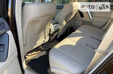 Позашляховик / Кросовер Toyota Land Cruiser Prado 2019 в 